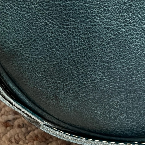 Portland Leather Goods Lagoon Small Circle Crossbody - Picture 5 of 13